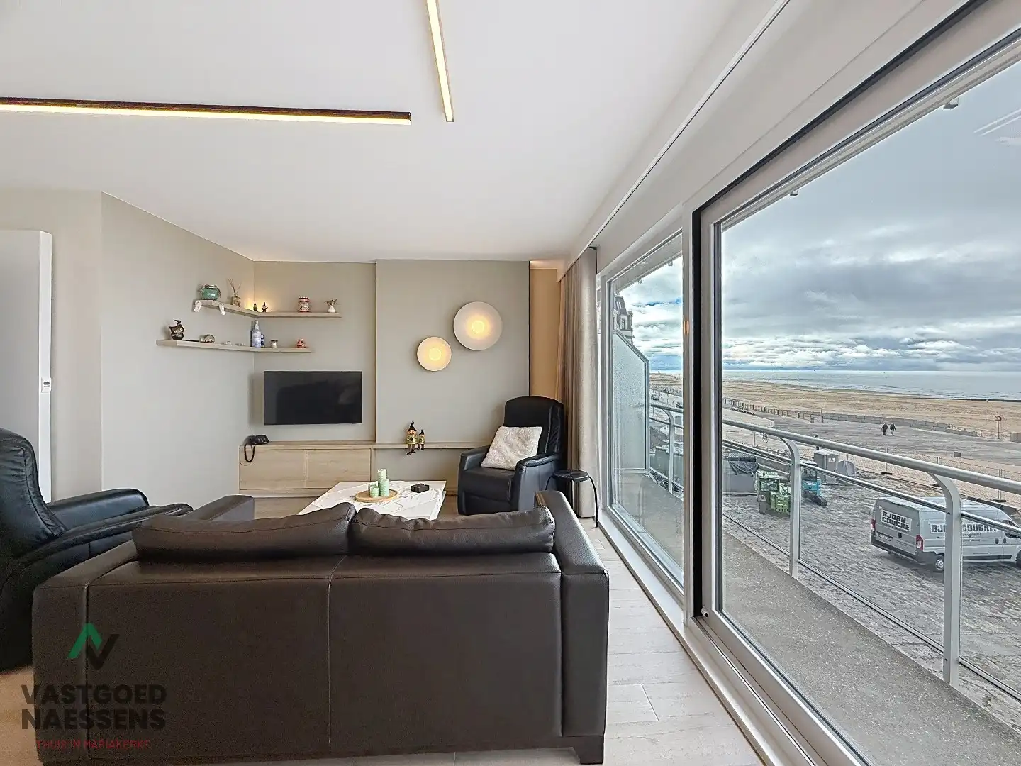 SCHITTEREND VERNIEUWD 3 SLPK APP MET ZICHT OP ZEE EN TERRAS foto 7