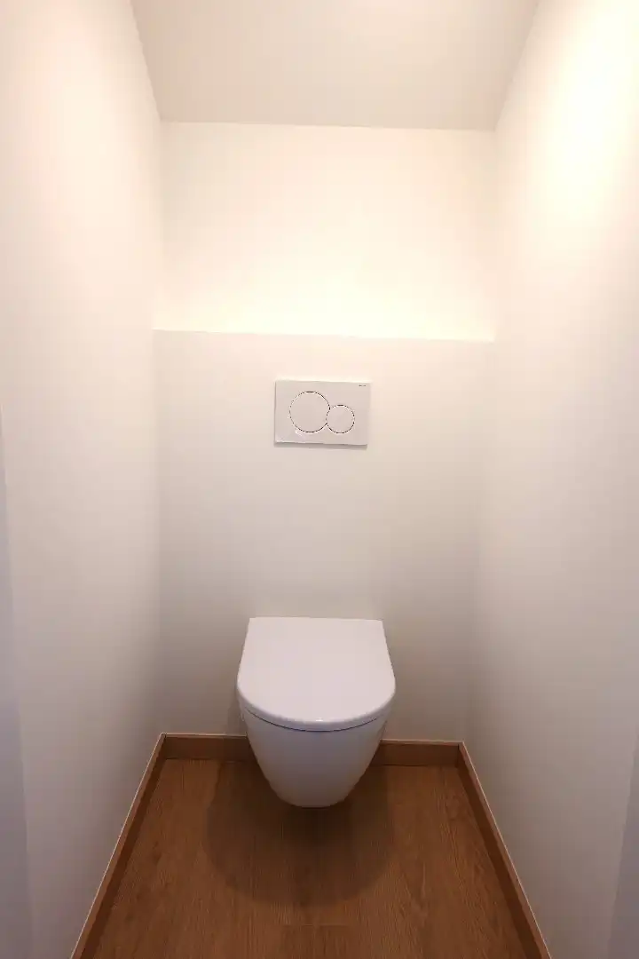 Prachtig 3-slaapkamerappartement met staanplaats in het voormalige gemeentehuis van Vleteren foto 12