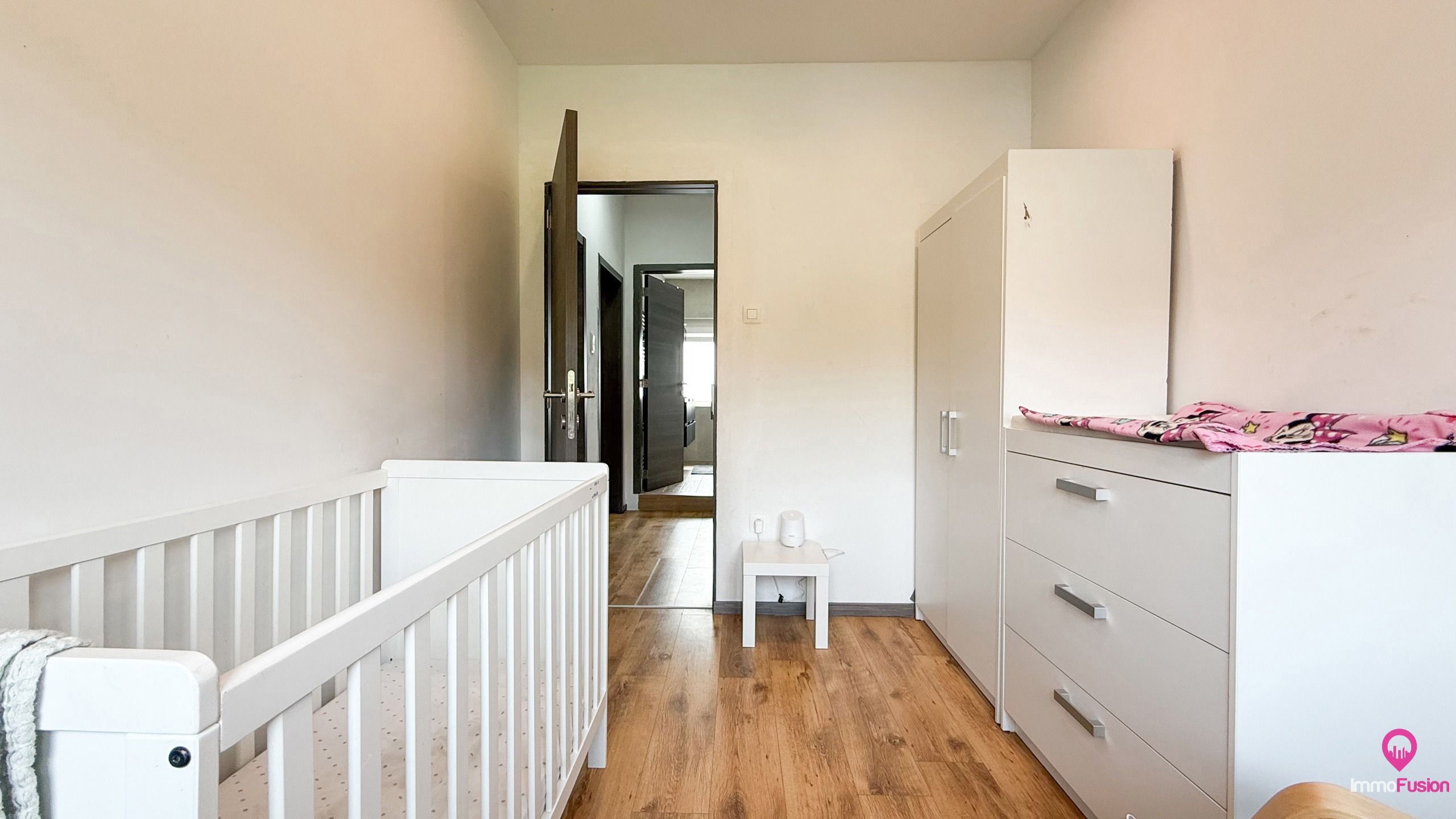 Woning met handelsruimte en 203 m² woonopp. te Houthalen! foto 22