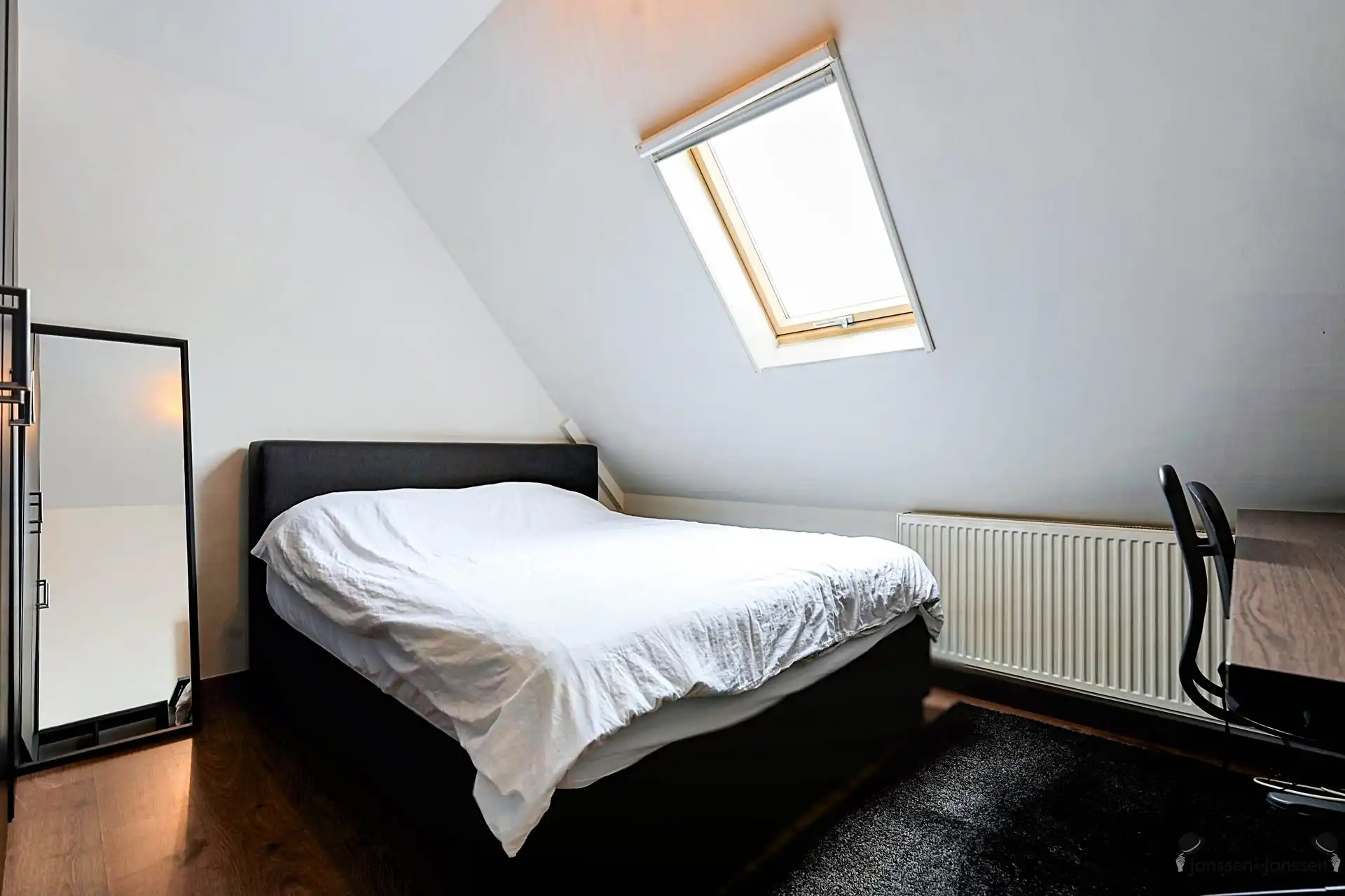 Opbrengsteigendom met ruim duplexappartement (144m²) en handelsgelijkvloers foto 28