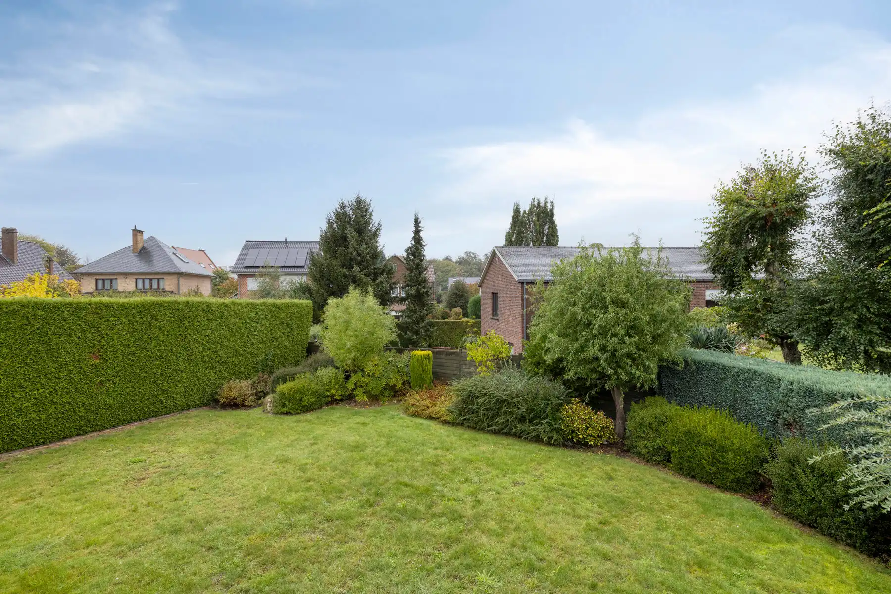 Karaktervolle villa op toplocatie in Dilbeek foto 4