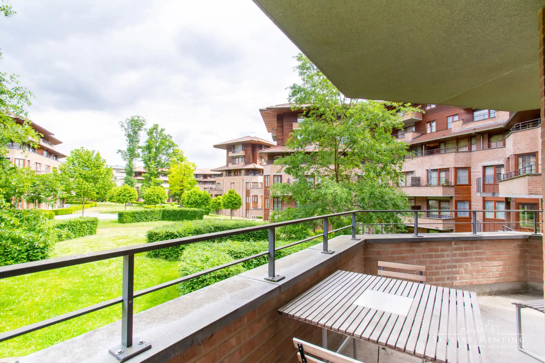 Gemeubileerd app. - 2 kamers + Terras (Val Duchesse)  foto 2