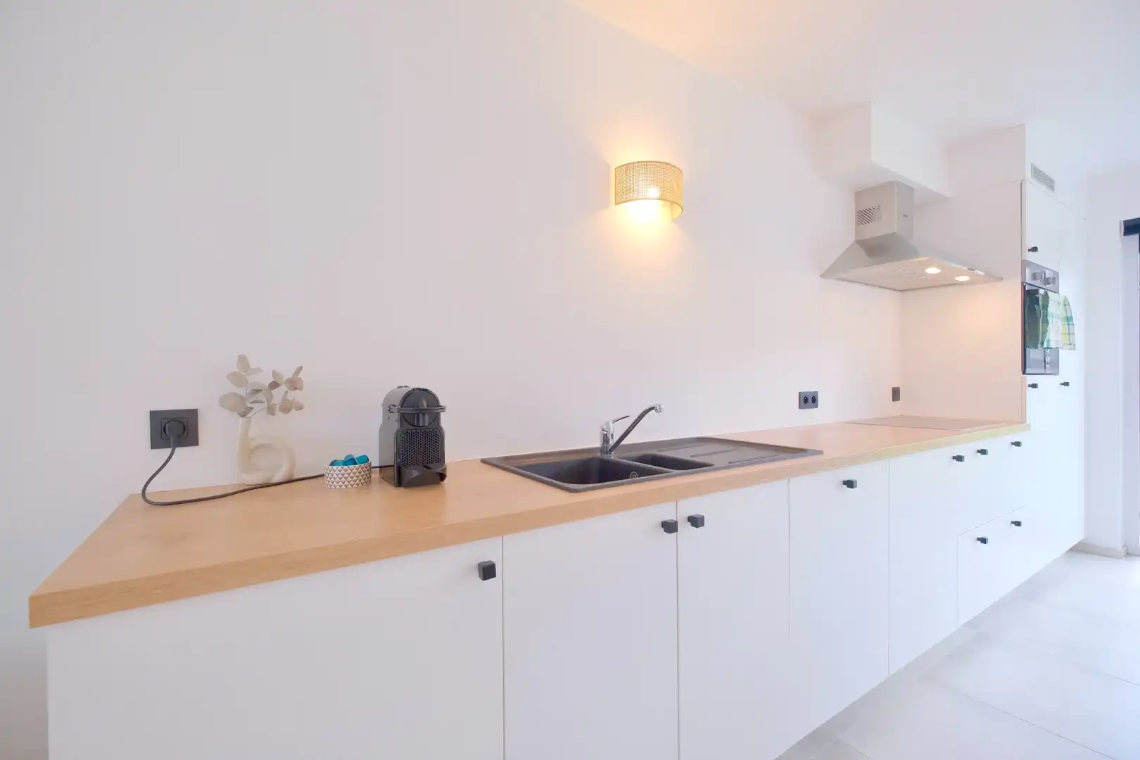 Kortemark – Recente HOB met 2 slpks en garage op perceel van 265 m² foto 6