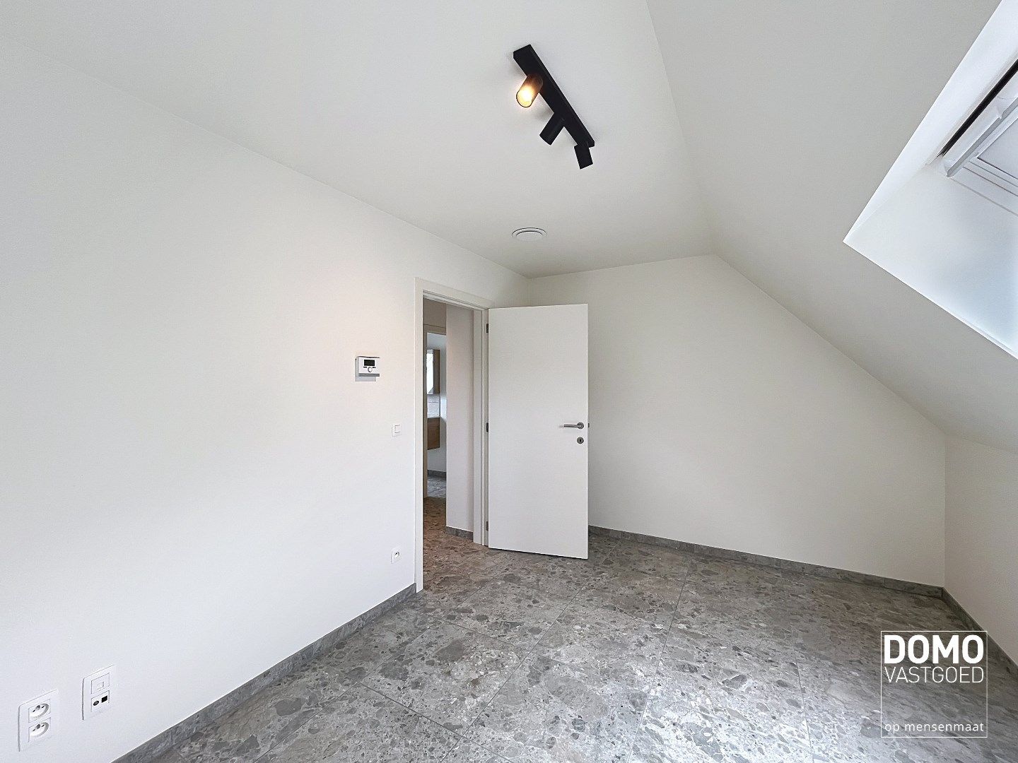 RUIM EN ENERGIEZUINIG DUPLEXAPPARTEMENT IN HEUSDEN-ZOLDER foto 13
