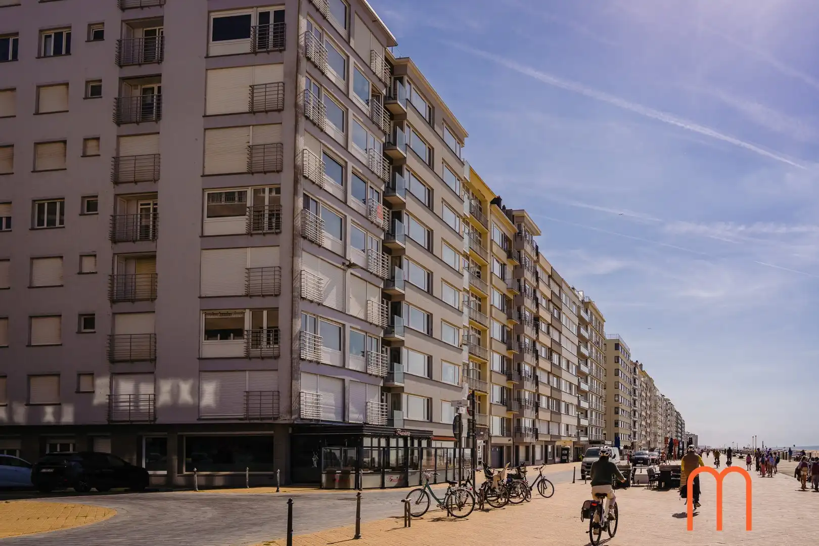 Appartement te koop op de Zeedijk in Mariakerke (Oostende) met frontaal zeezicht foto 15