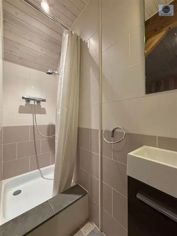 KARAKTERVOLLE WONING MET 5 SLAAPKAMERS foto 12