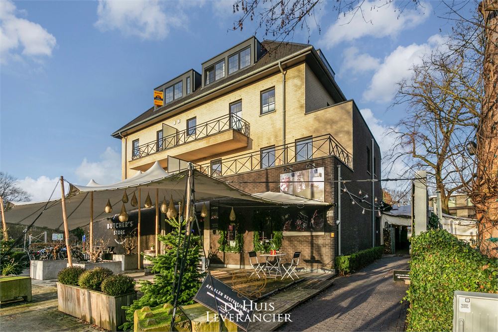 Prachtig Penthouseappartement (2 slpk) in hartje Hove te koop foto 2