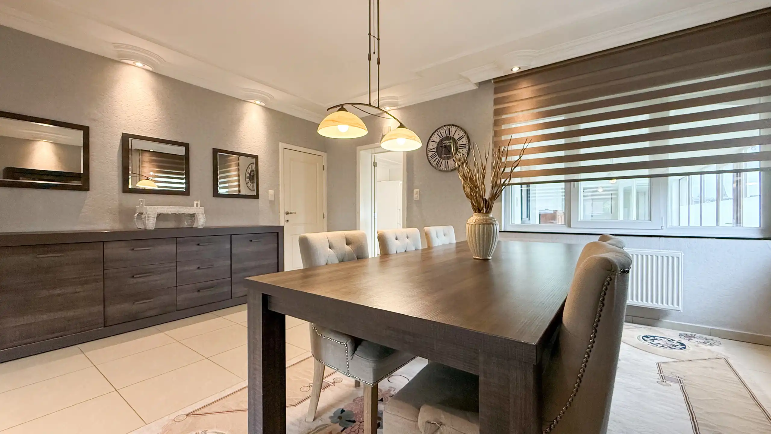 Halfopen woning met tuin en dubbele garage in H-Z! foto 11