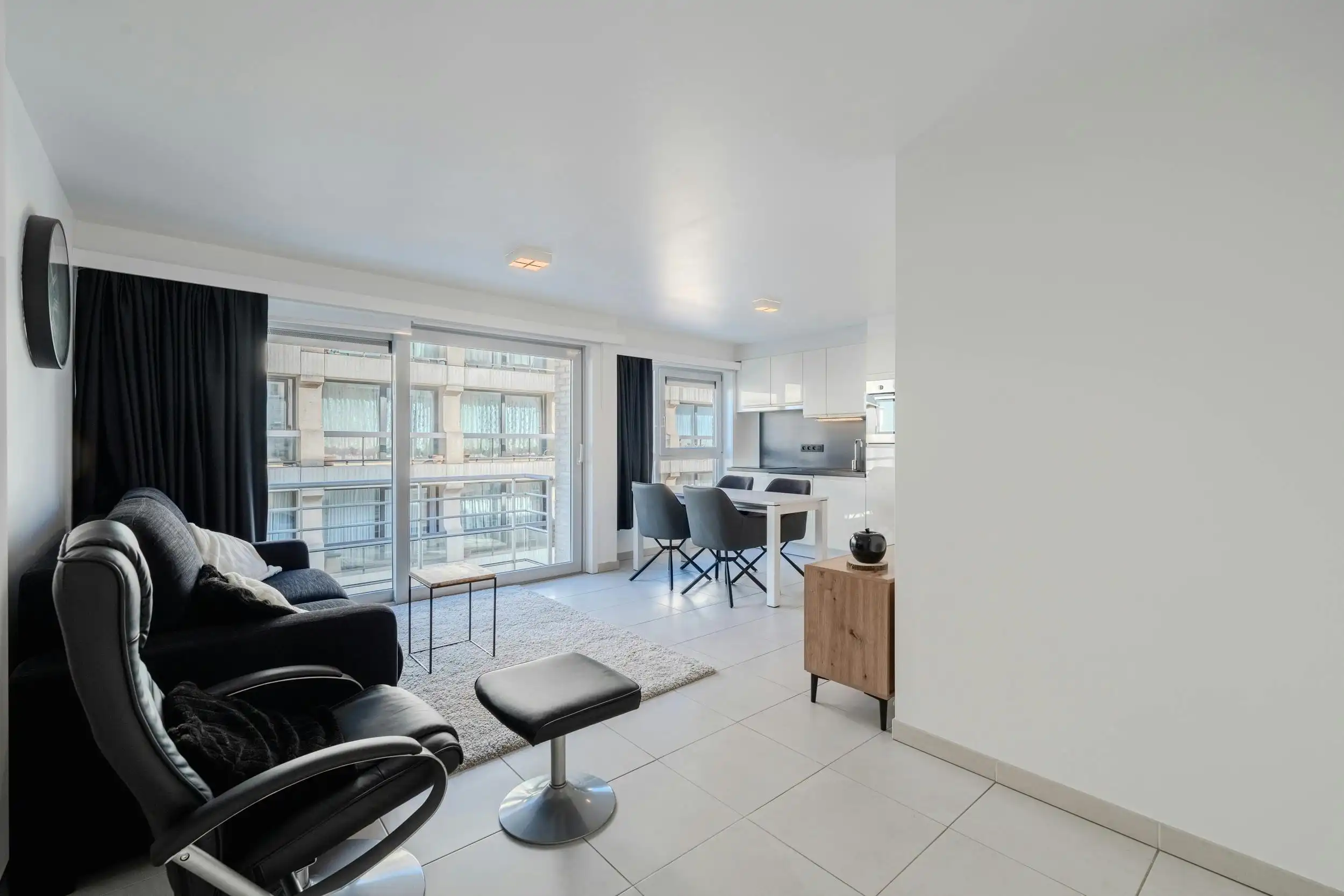 Recente studio met terras te centrum Middelkerke foto 5