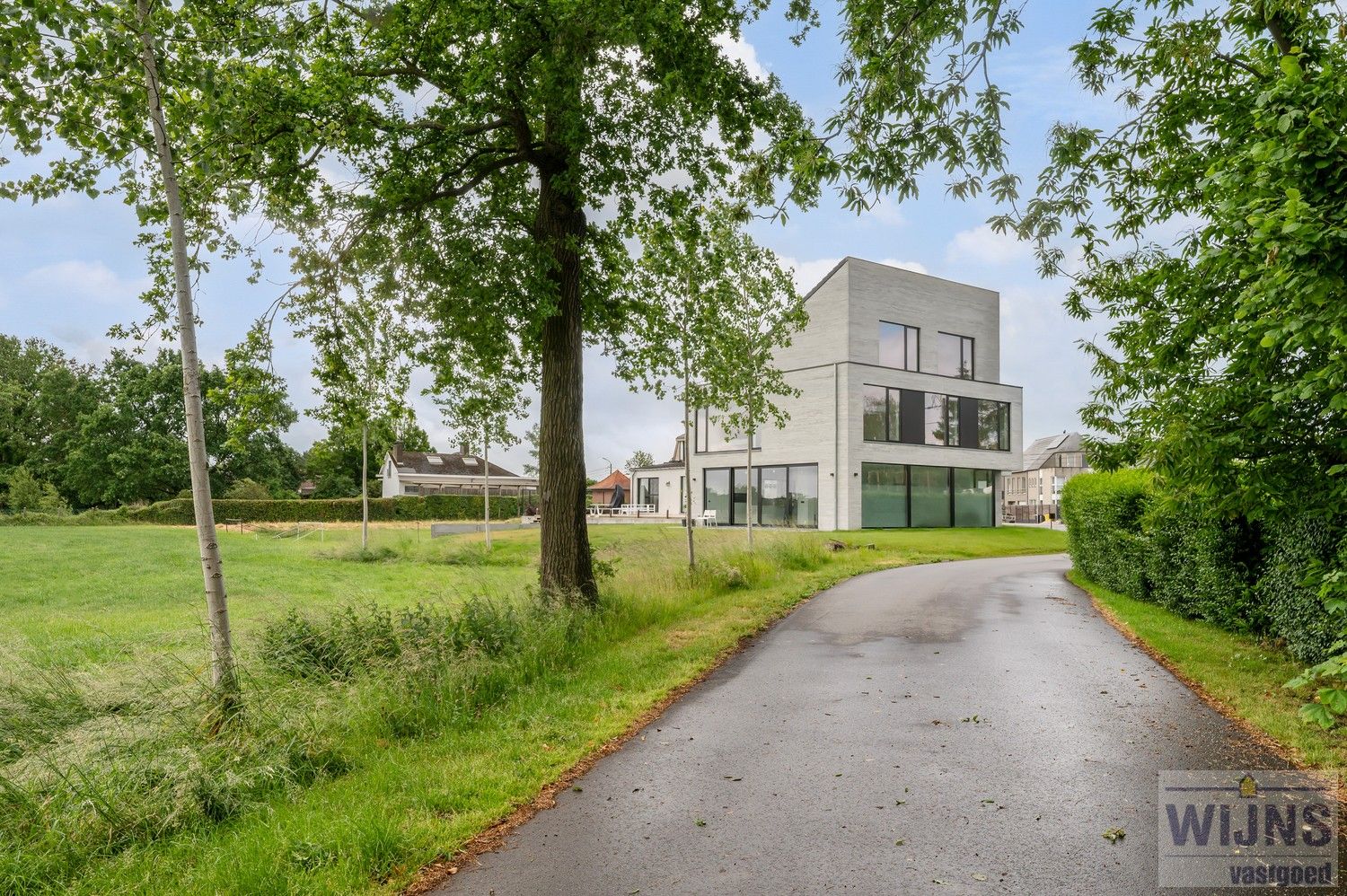 ZEER RUIME NIEUWBOUW OPEN BEBOUWING MET PRACHTIG VERZICHT OVER WEILANDEN foto 6