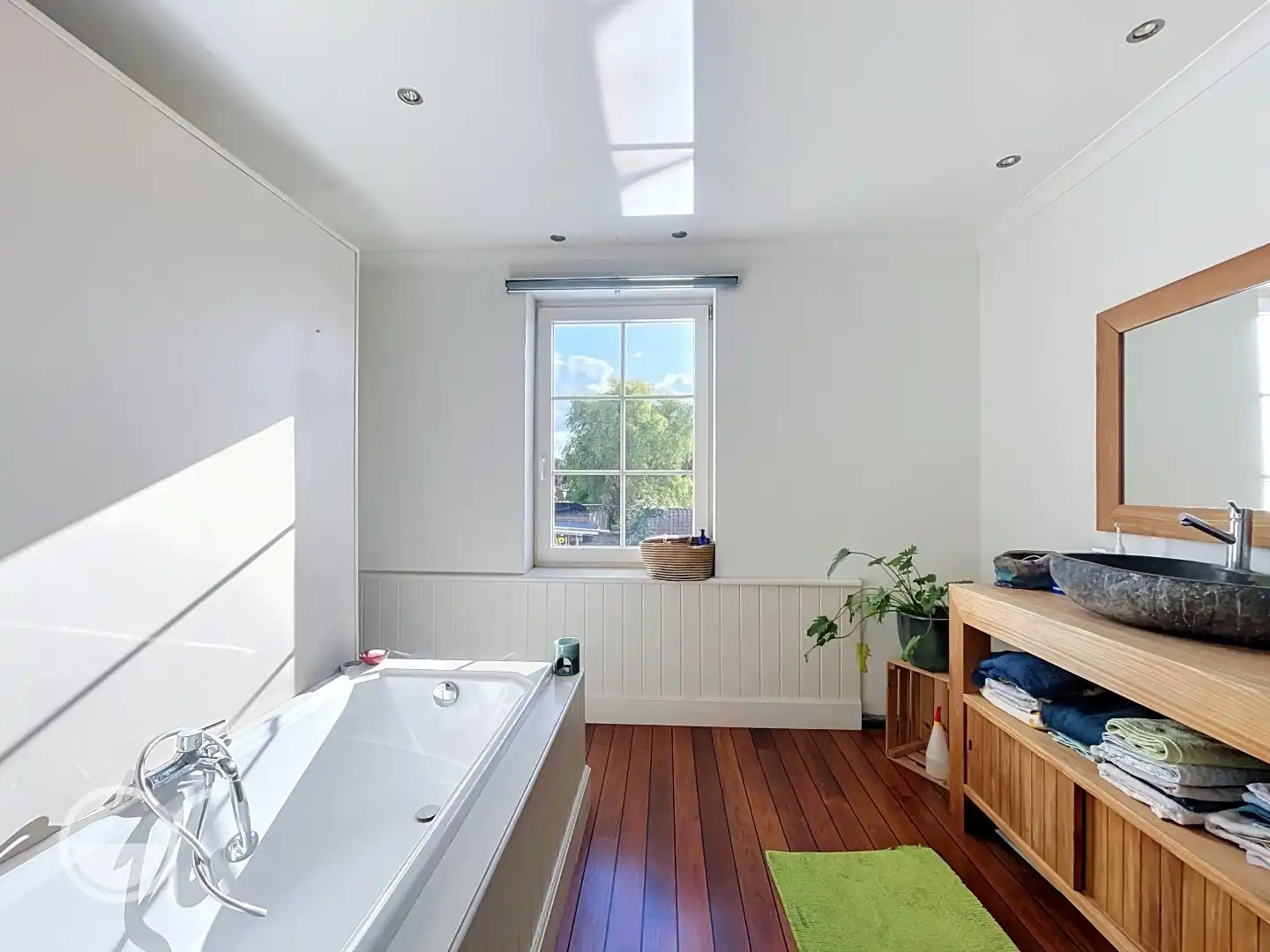 Zeer nette woning met 2 slaapkamers te Sint-Amandsberg foto 7