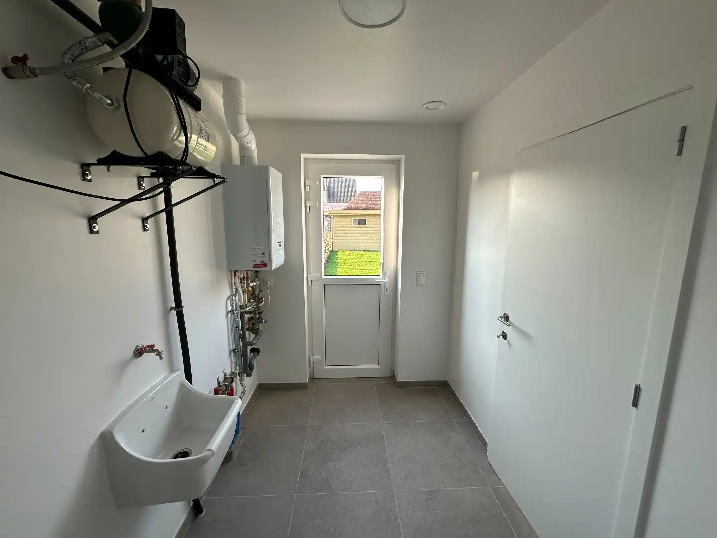 Prachtige instapklare nieuwbouwwoning, energiezuinig, Torhout. foto 13