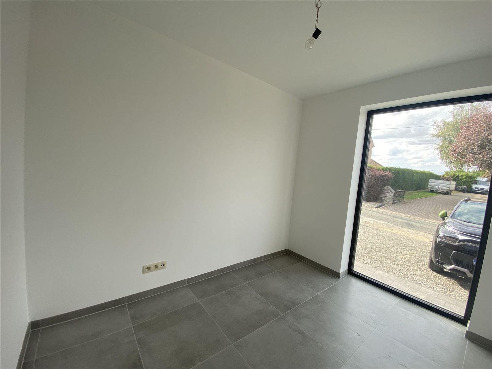 Ruime woning met 3 slaapkamers te huur foto 7