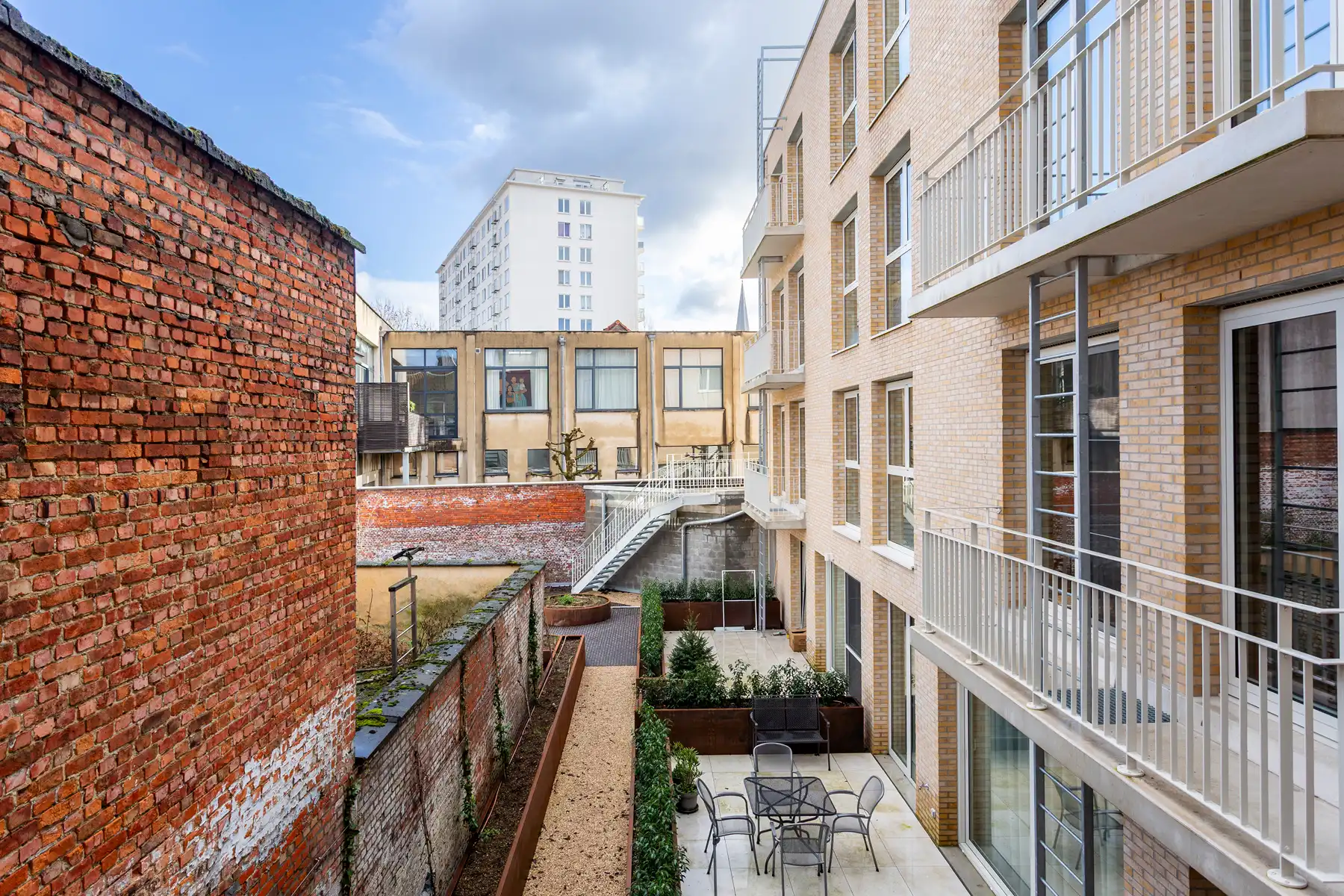 &nbsp;Gloednieuwe 1- slaapkamerappartement met terras foto 4