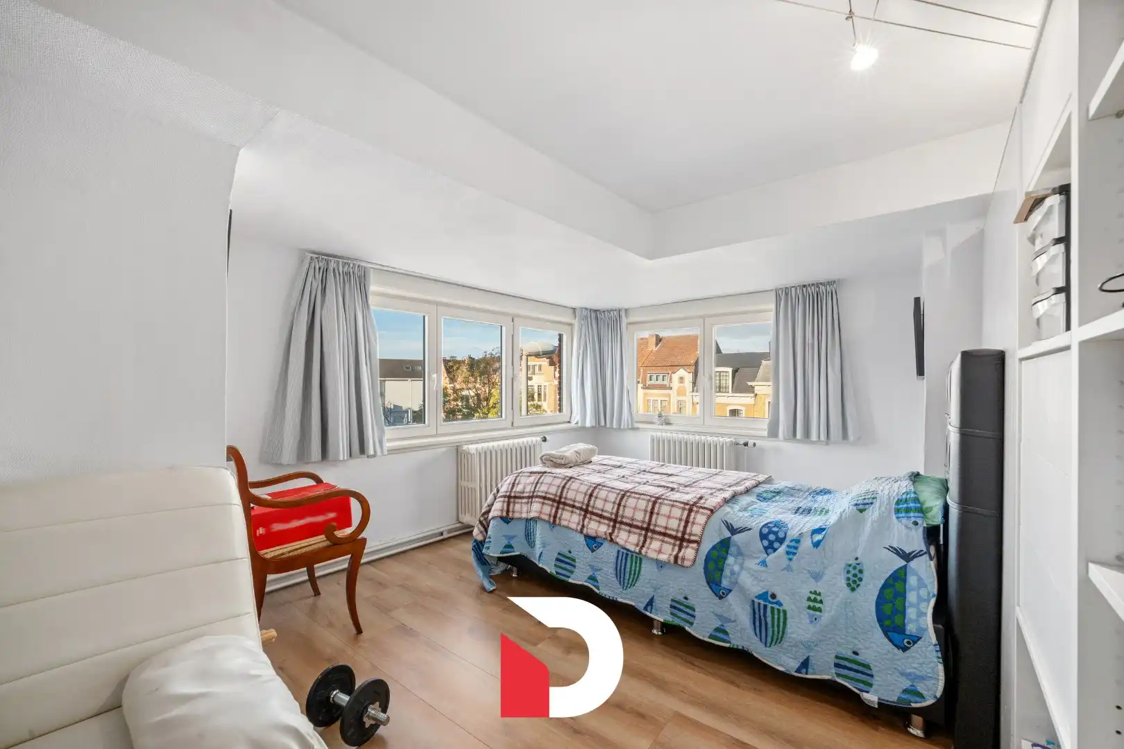 Karaktervolle ruime hoekwoning met garage in centrum Brugge foto 19