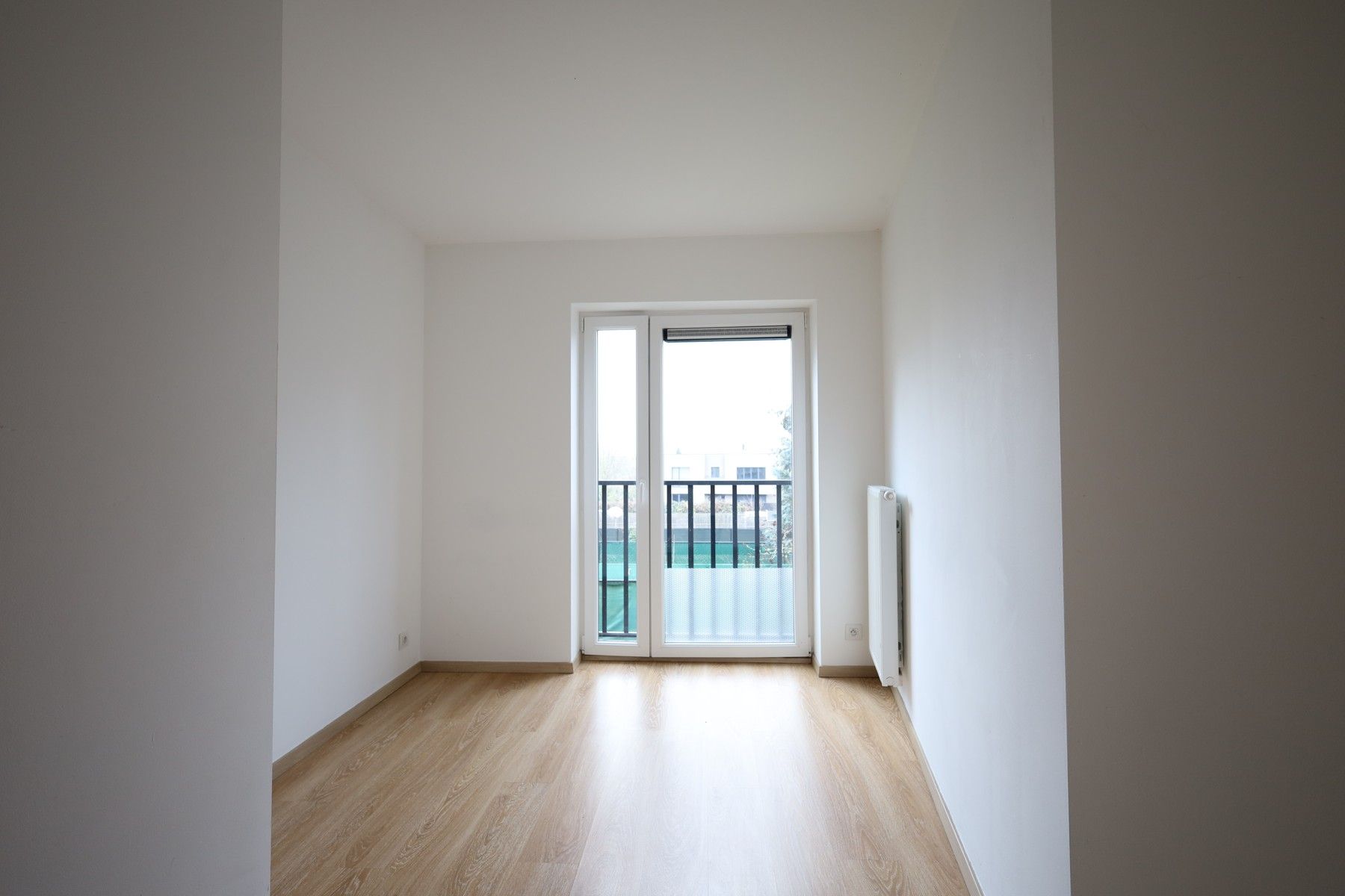 Lichtrijk appartement met terras foto 9