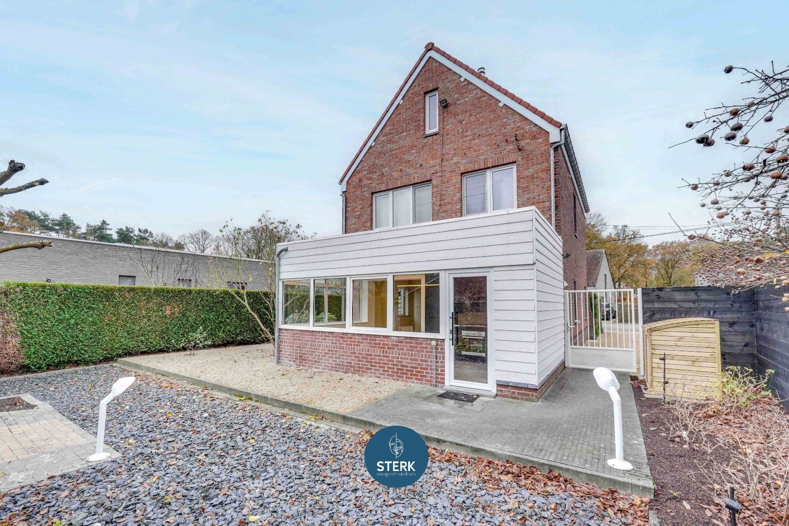 GELIJKVLOERS 1 SLPK-APPARTEMENT MET TUIN IN ZUTENDAAL !  foto 13