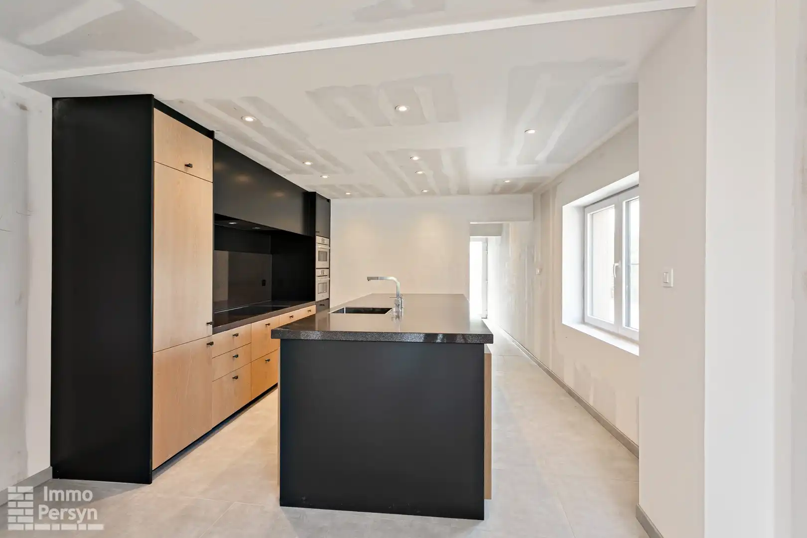 Instapklare halfopen bebouwing met 3 slaapkamers foto 8