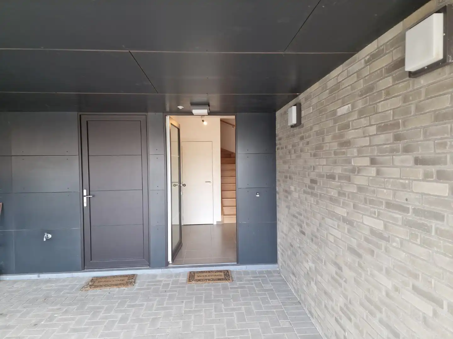 Recente halfopen woning met zonnige tuin  foto 5