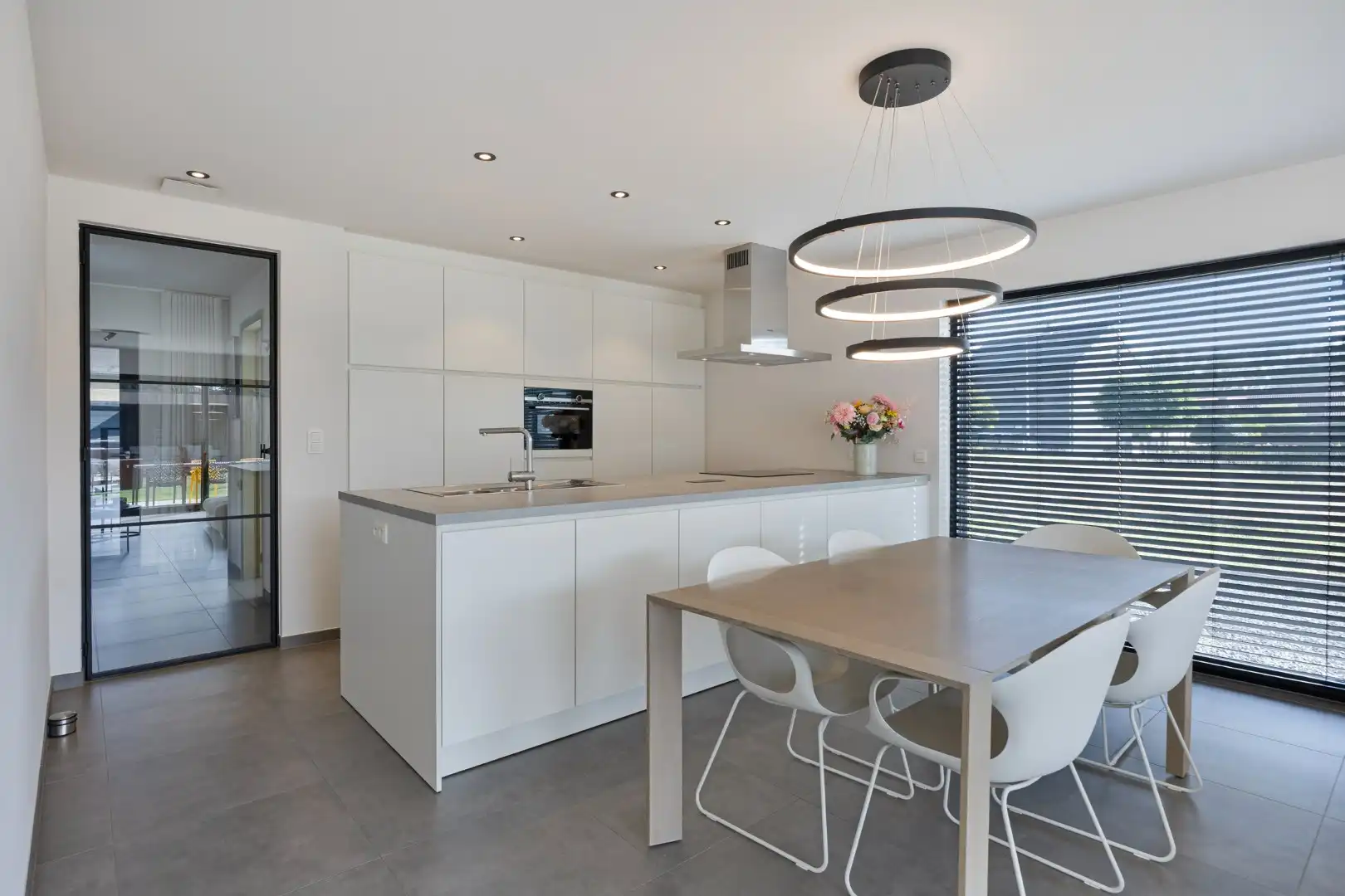 VERKOOP ONDER REGISTRATIERECHTEN ! Energiezuinige woning met 3 slpks, rustig gelegen op een zonnig perceel van 370 m² !  foto 8