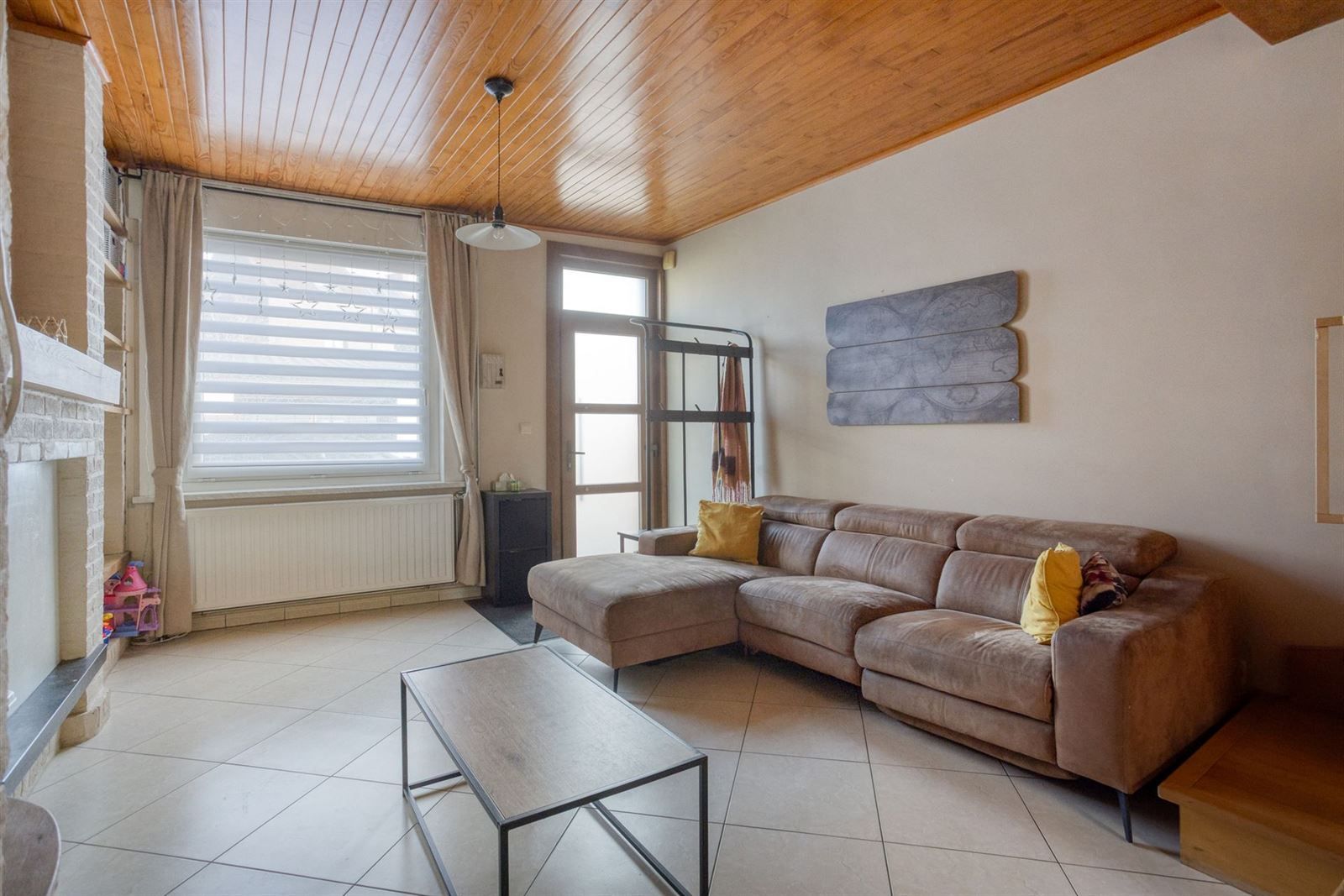 Woning te koop met 3 slaapkamers foto 2