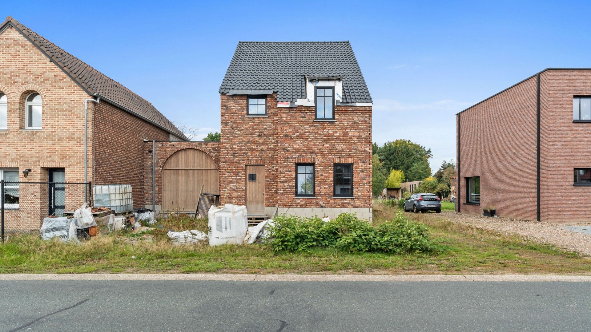 Casco nieuwbouwwoning met kelder op een perceel van 10a 09ca foto 4