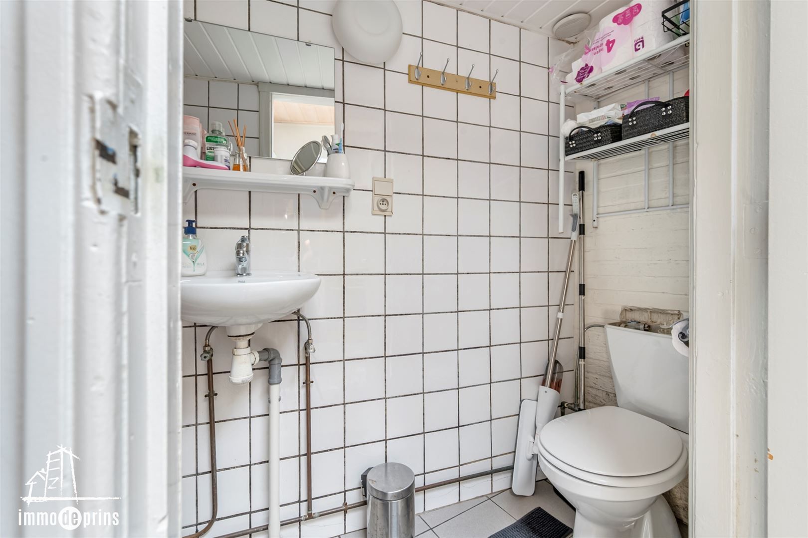 Opbrengsteigendom winkel met woonst +aanpalende woning foto 18