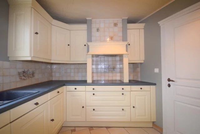 Appartement met twee slaapkamers en terras foto 11