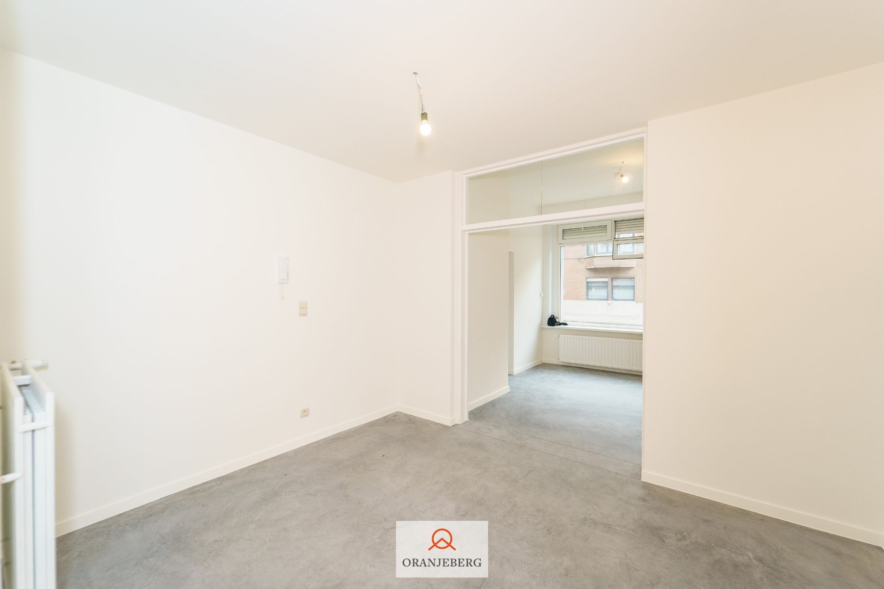 Gerenoveerd gelijkvloerse commerciële ruimte vlakbij UZ foto 14