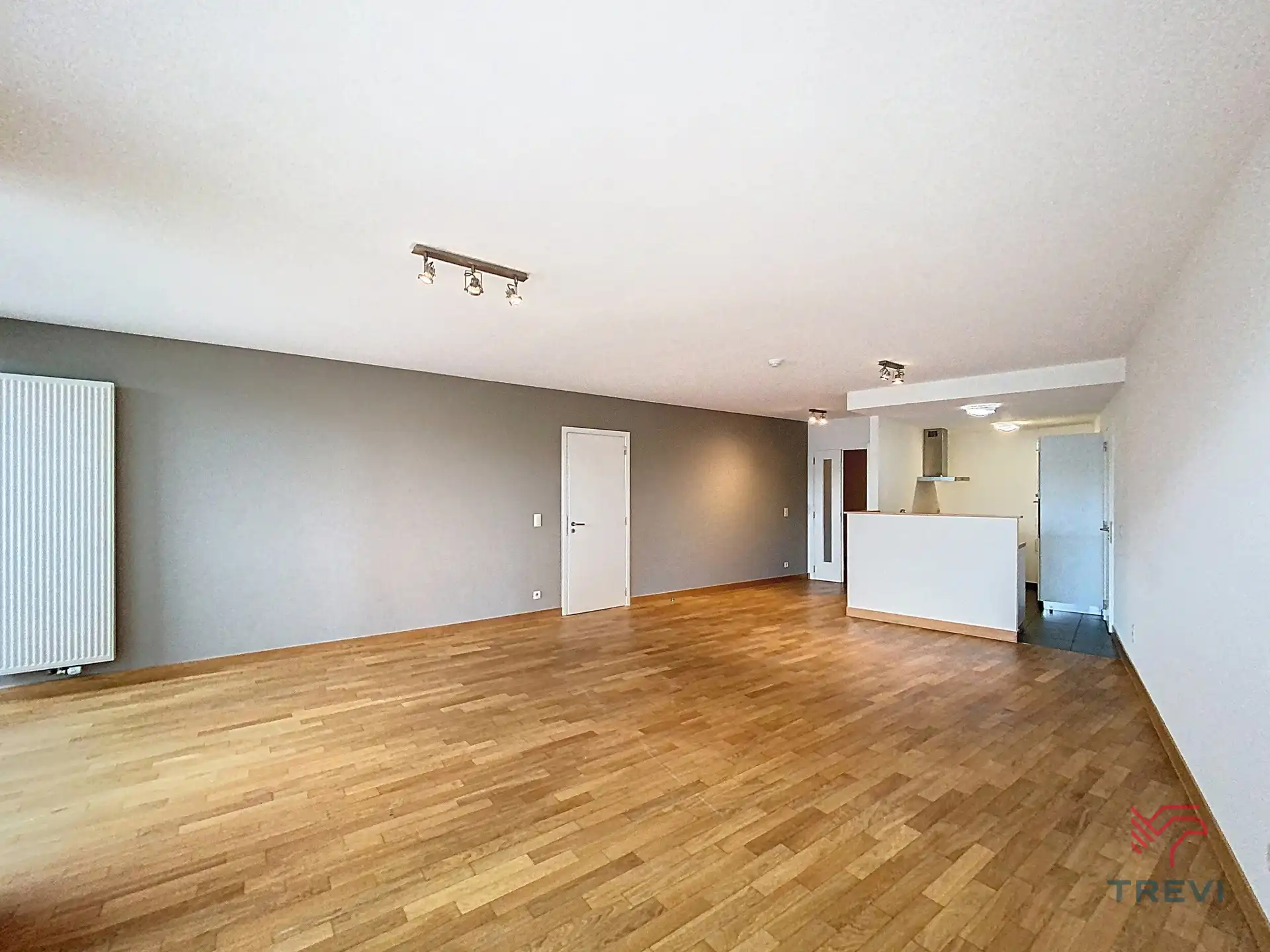 2 SLAAPKAMER APPARTEMENT IN HET CENTRUM VAN BRUSSEL foto 3