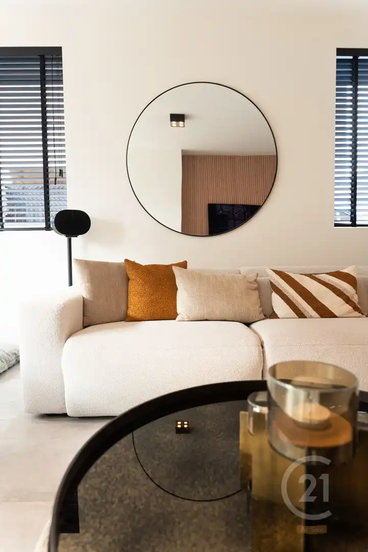 Moderne Woning met 4 Slaapkamers en Inpandige Garage in Lombardsijde foto 3