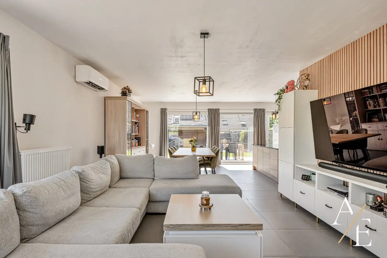 LEDE-Energiezuinige recente woning met 3 slpks  en tuin! foto 3
