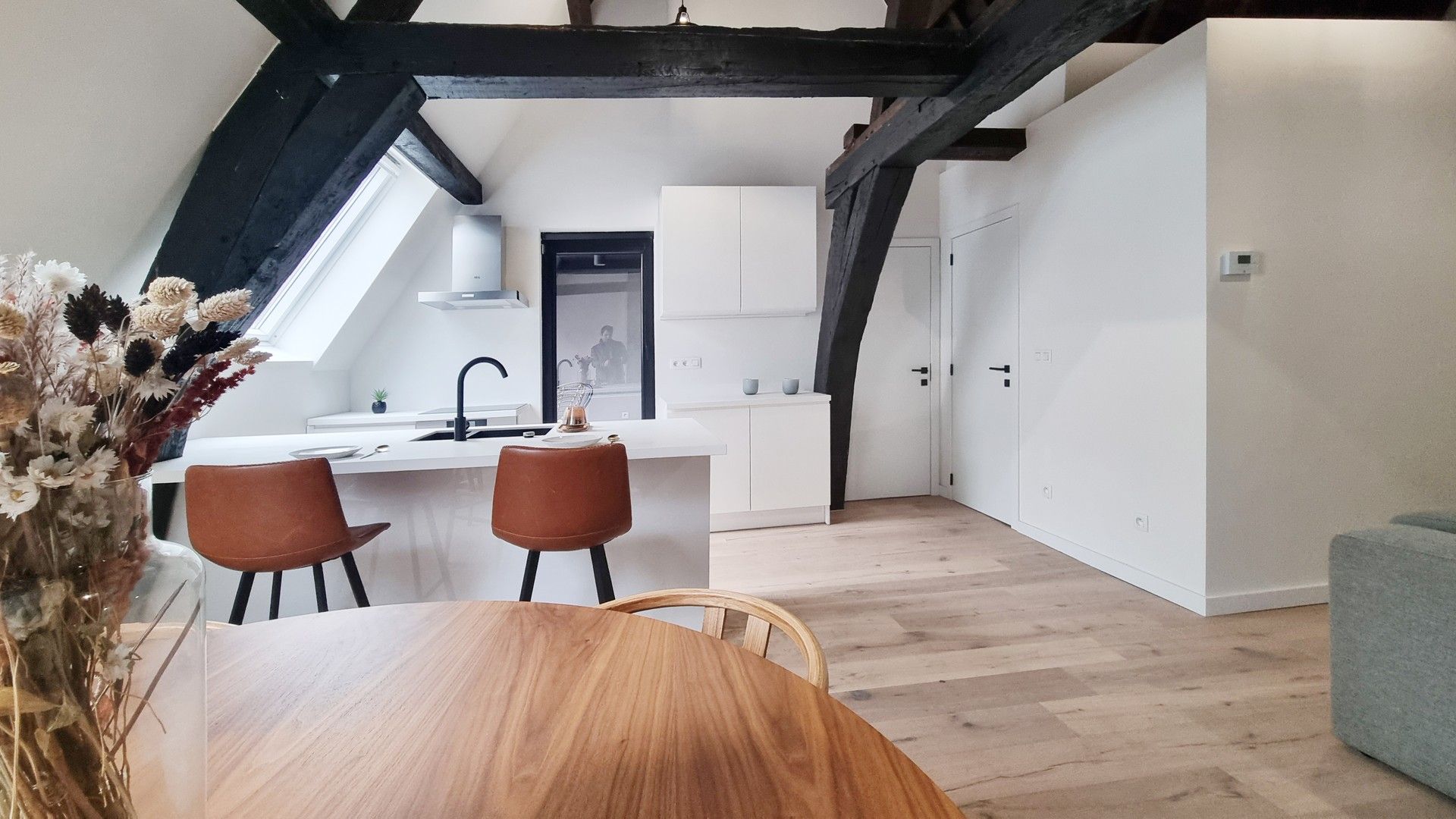 VERHUURD APPARTEMENT foto 5