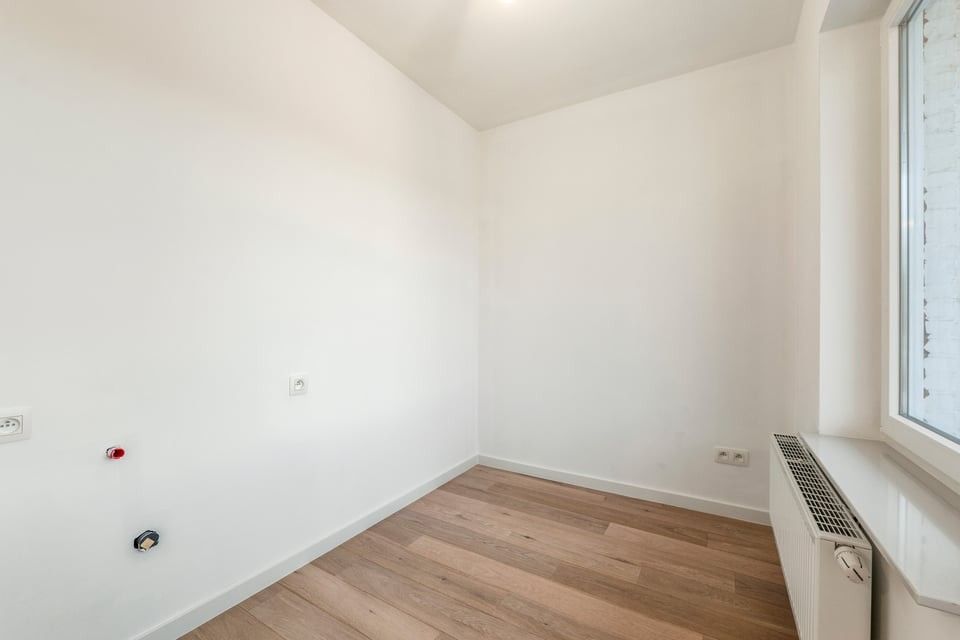 GERENOVEERD APPARTEMENT MET 1 SLK IN HET CENTRUM VAN SINT-TRUIDEN foto 10