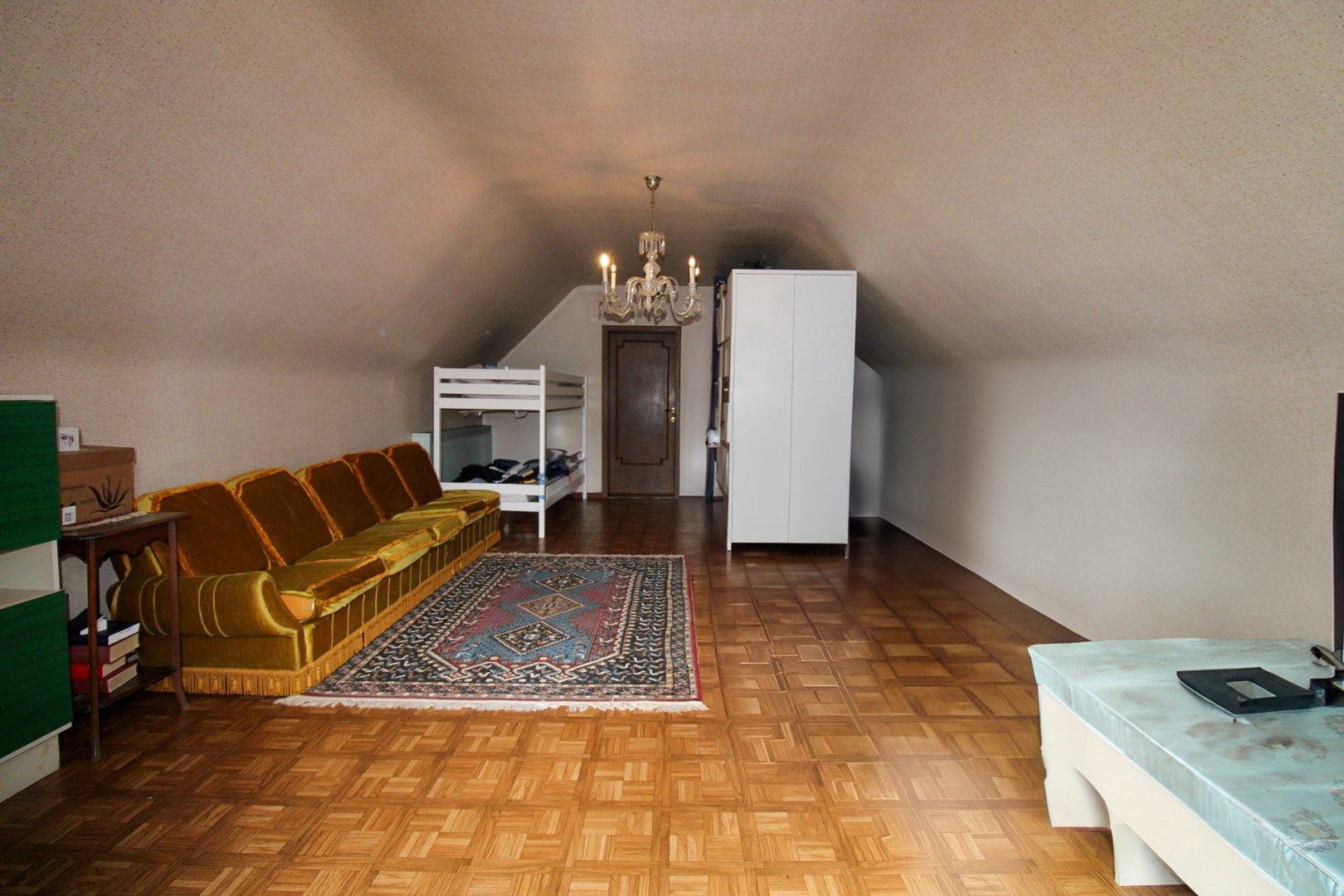 Luxe, ruimte en ontspanning onder één dak – exclusieve villa met zwembad en tennisveld te koop in Beveren! foto 24