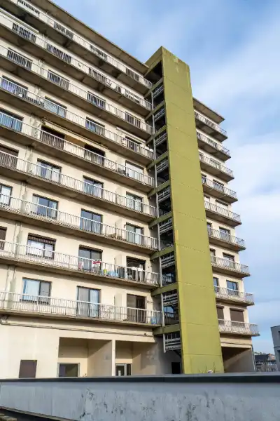 Centraal gelegen appartement met 1 slaapkamer in Genk foto 28