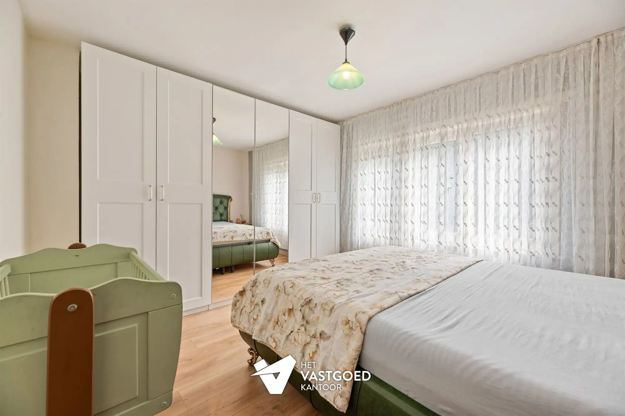UITERST KNAP GERENOVEERDE WONING MET 3 SLAAPKAMERS GELEGEN OP EEN ZONNIG GEORIENTEERD PERCEEL VAN 7A32CA TE BEVERLO foto 15