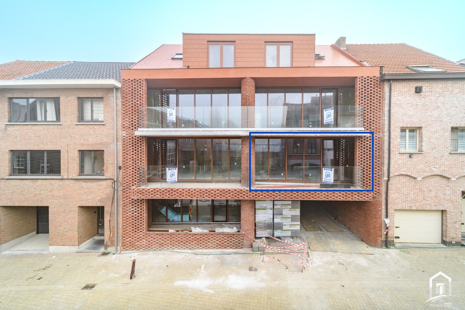 Prachtig nieuwbouwappartement op de 1ste verdieping foto {{pictureIndex}}
