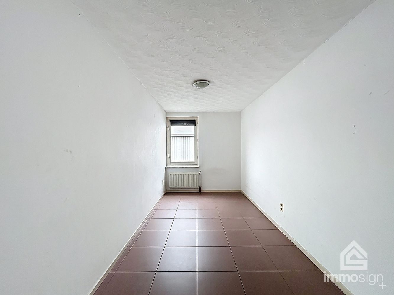 Bedrijfshal, kantoren en twee woonunits. Werken en wonen combineren op één strategische locatie! foto 32