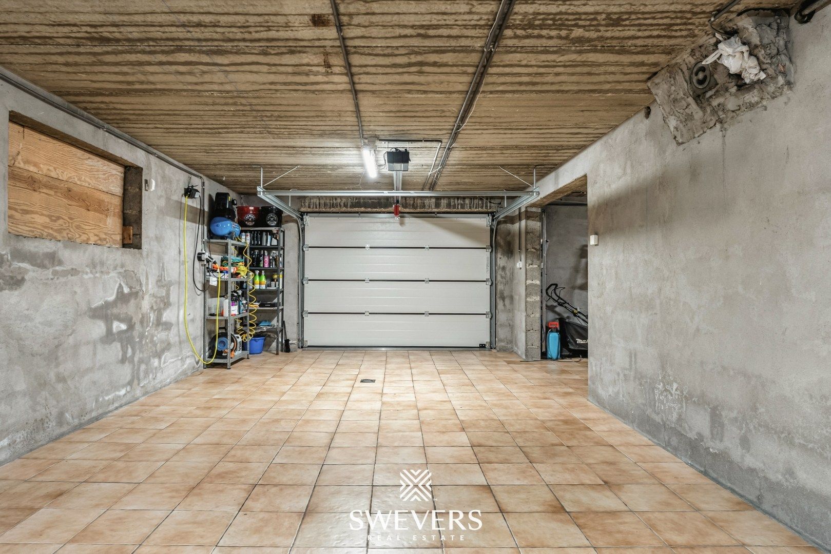 Instapklare gezinswoning met 5 slaapkamers en zonnige tuin te Genk foto 26