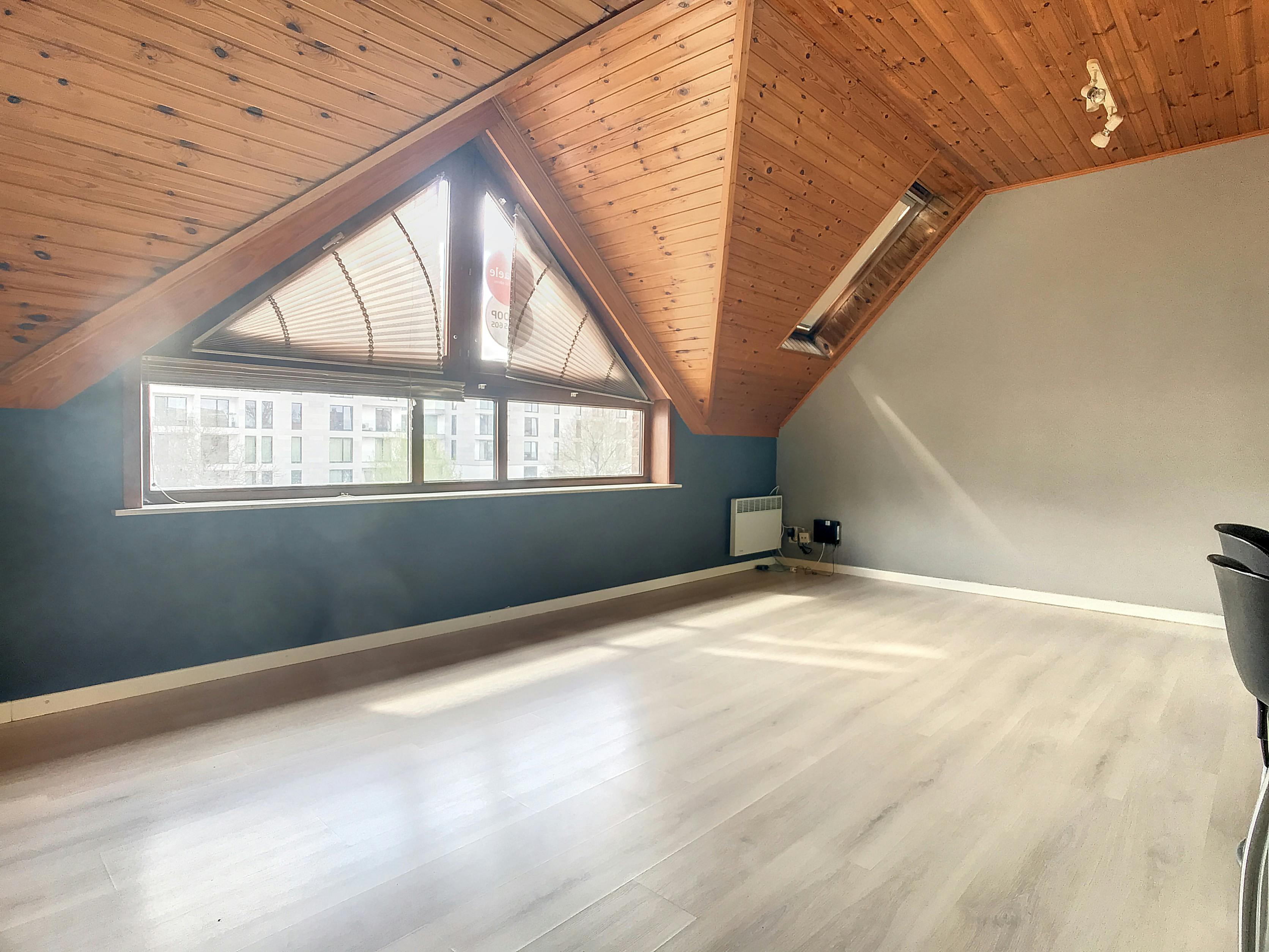 Studio te koop in het centrum van Waregem foto 5