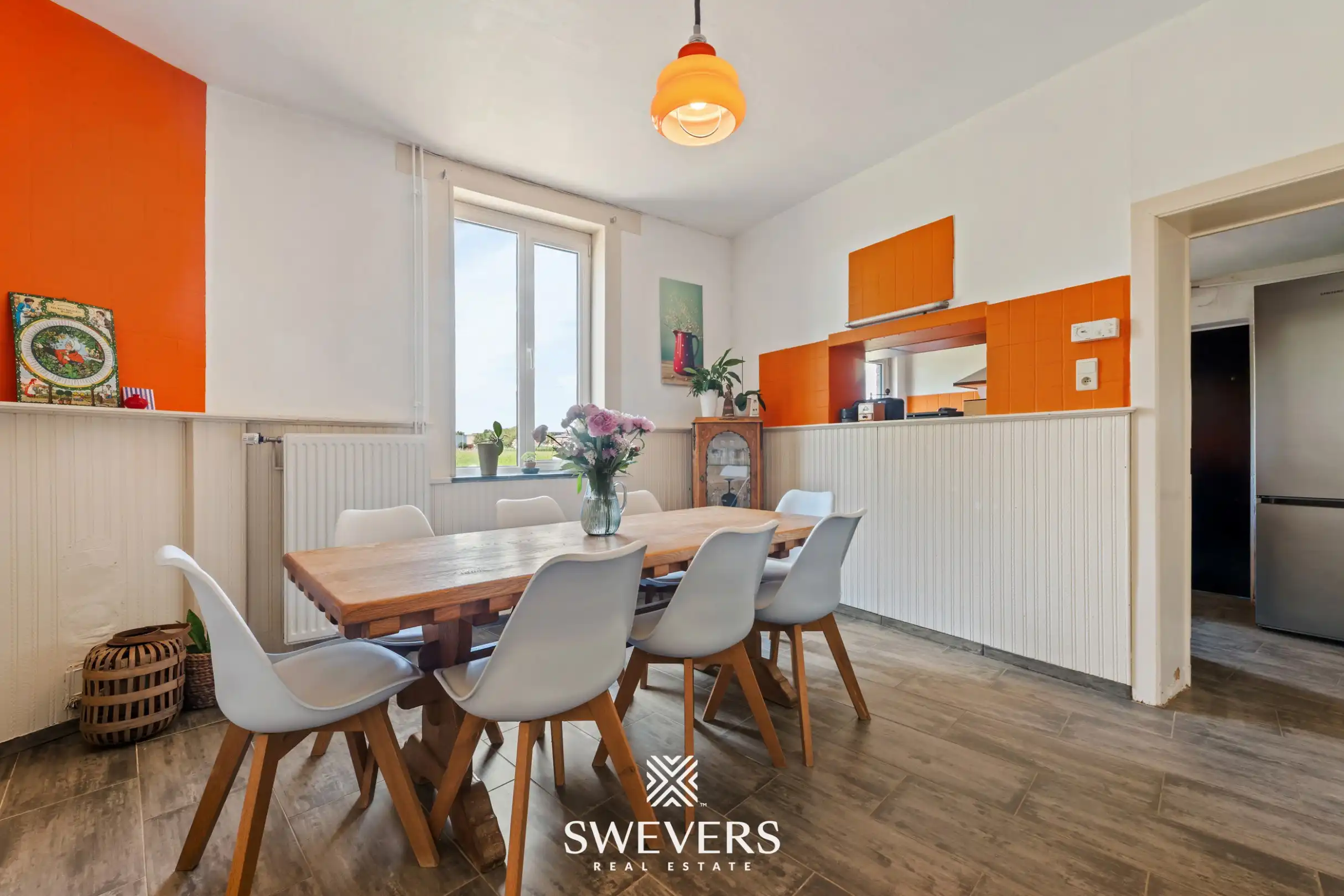 Zeer ruime woning met 5 slaapkamers, meerdere multifunctionele ruimtes en zeer ruime tuin foto 7