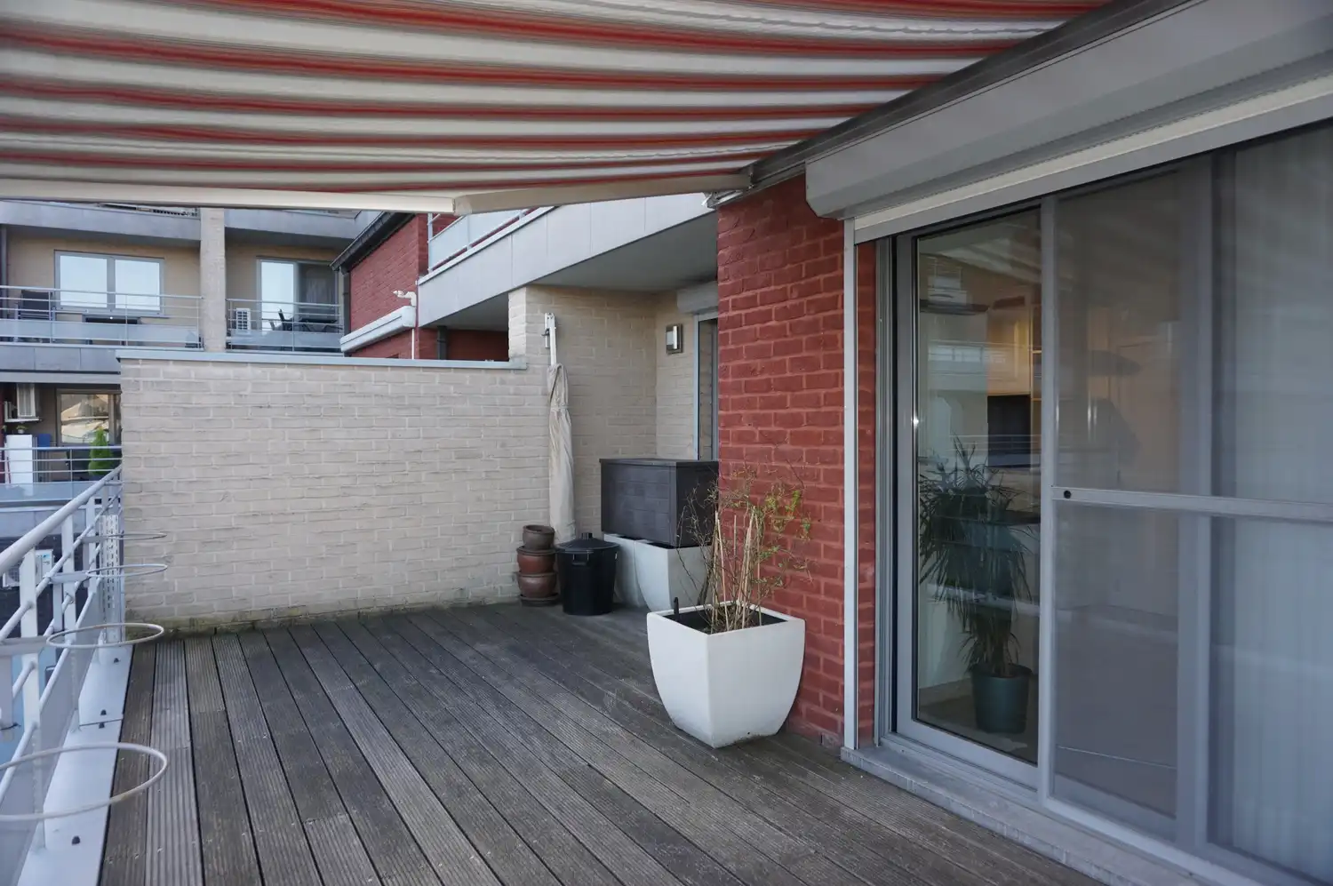 Instapklaar appartement met 2 slaapkamers, terras en dubbele ondergrondse garage – Solferinostraat 4, Paal foto 14