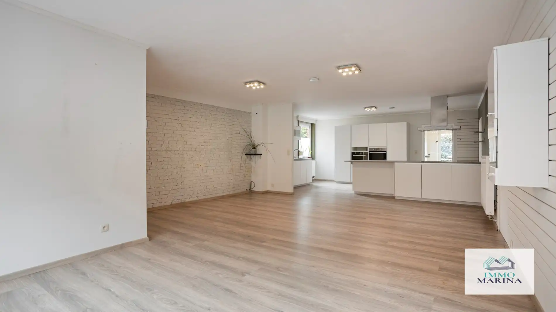 Ruim gelijkvl app met 2 slpks en tuin, centrum Tremelo foto 3