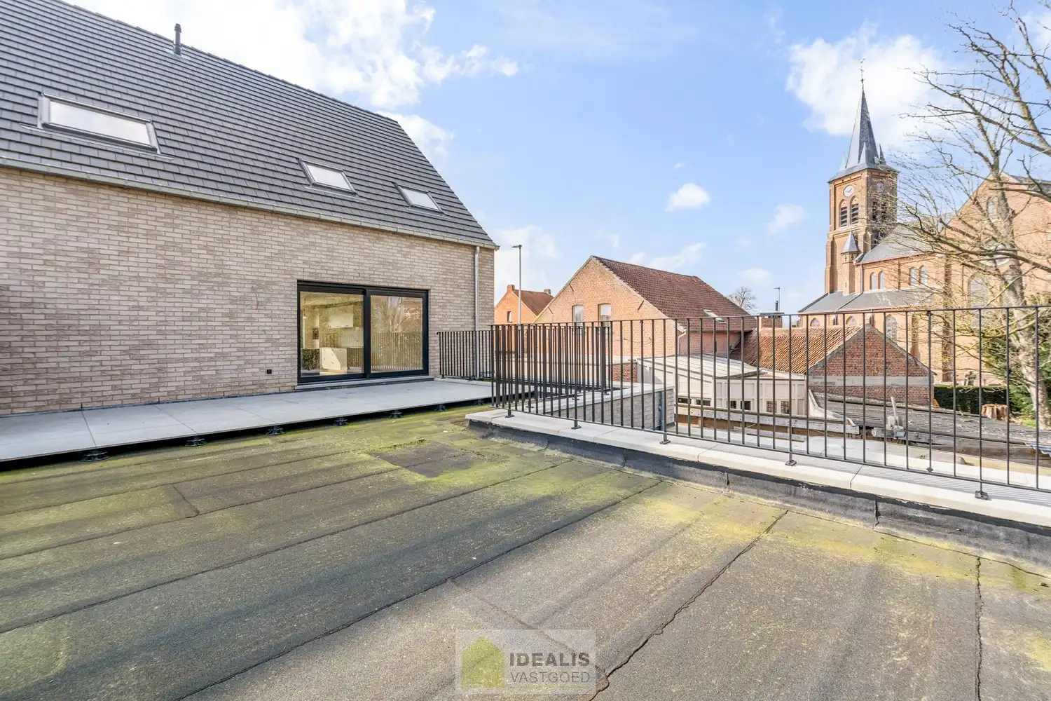 NIEUWBOUW DUPLEX APPARTEMENT MET 2 SLAAPKAMERS, KELDERBERGING EN EEN ONDERGRONDSE AUTOSTANDPLAATS foto 16