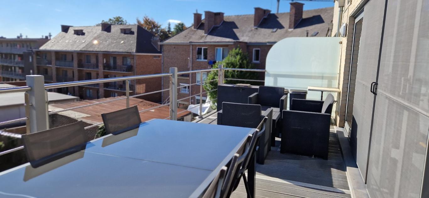 Zonnig APPARTEMENT, hob., 2de.verd., met mooie leefruimten, 2 slpkmrs, aparte kelder en ondergrondse autostaanplaats,  foto 34