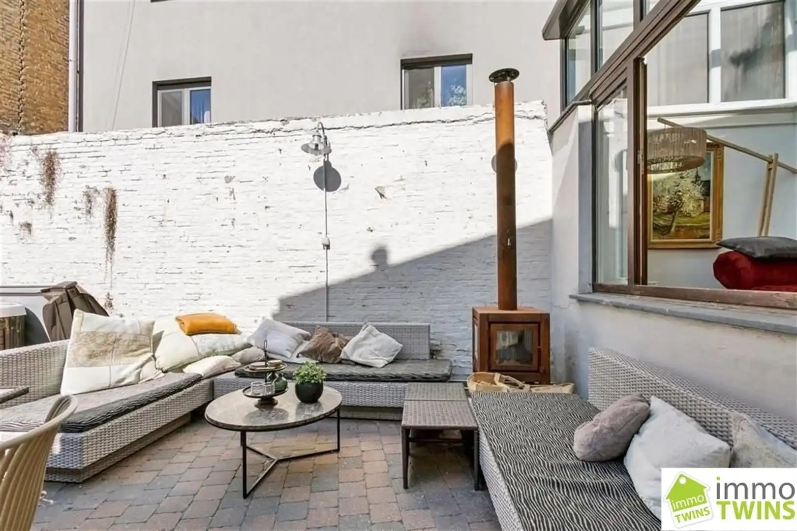 Karaktervolle, ruime woning met 6 slaapkamers, binnenkoer met jacuzzi en topligging! foto 10