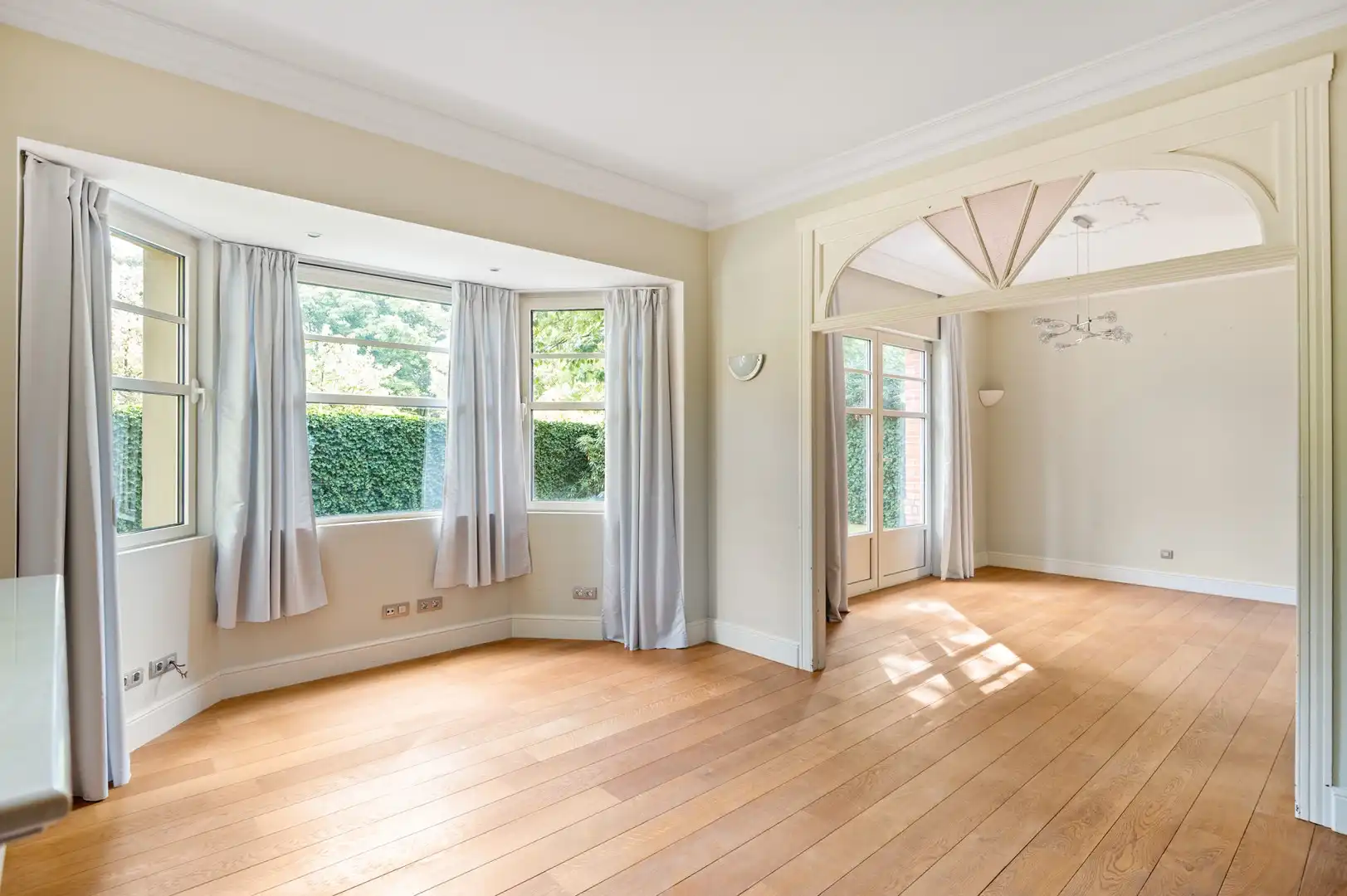 Charmante villa in gegeerde woonwijk Koningshof te Schoten foto 5