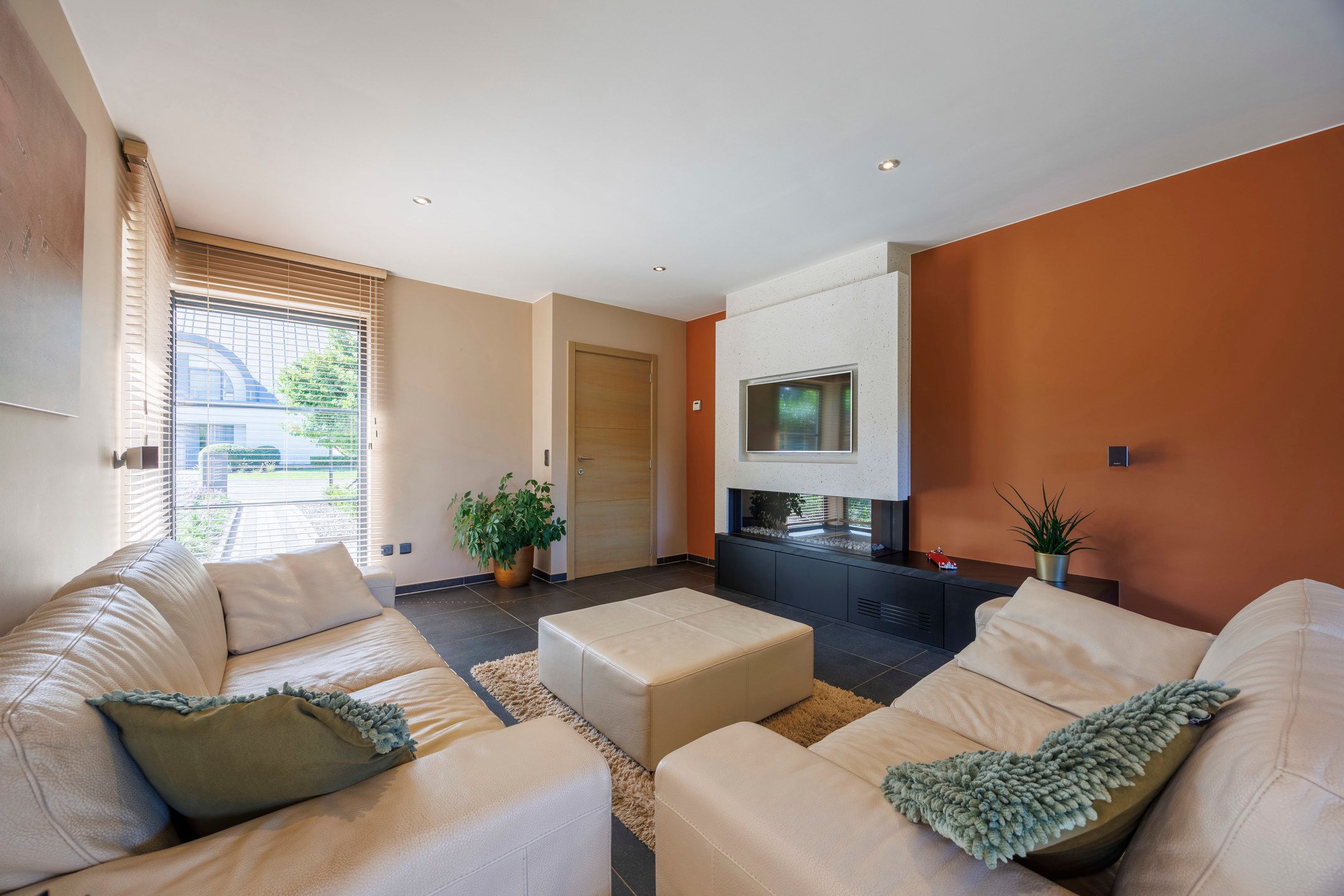 Moderne, instapklare woning met 3 slaapkamers foto 4