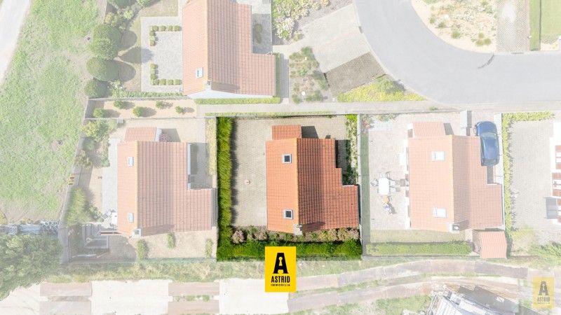 Fantastisch vissershuis met mooie zonnige tuin en parkeerplaats! foto 26